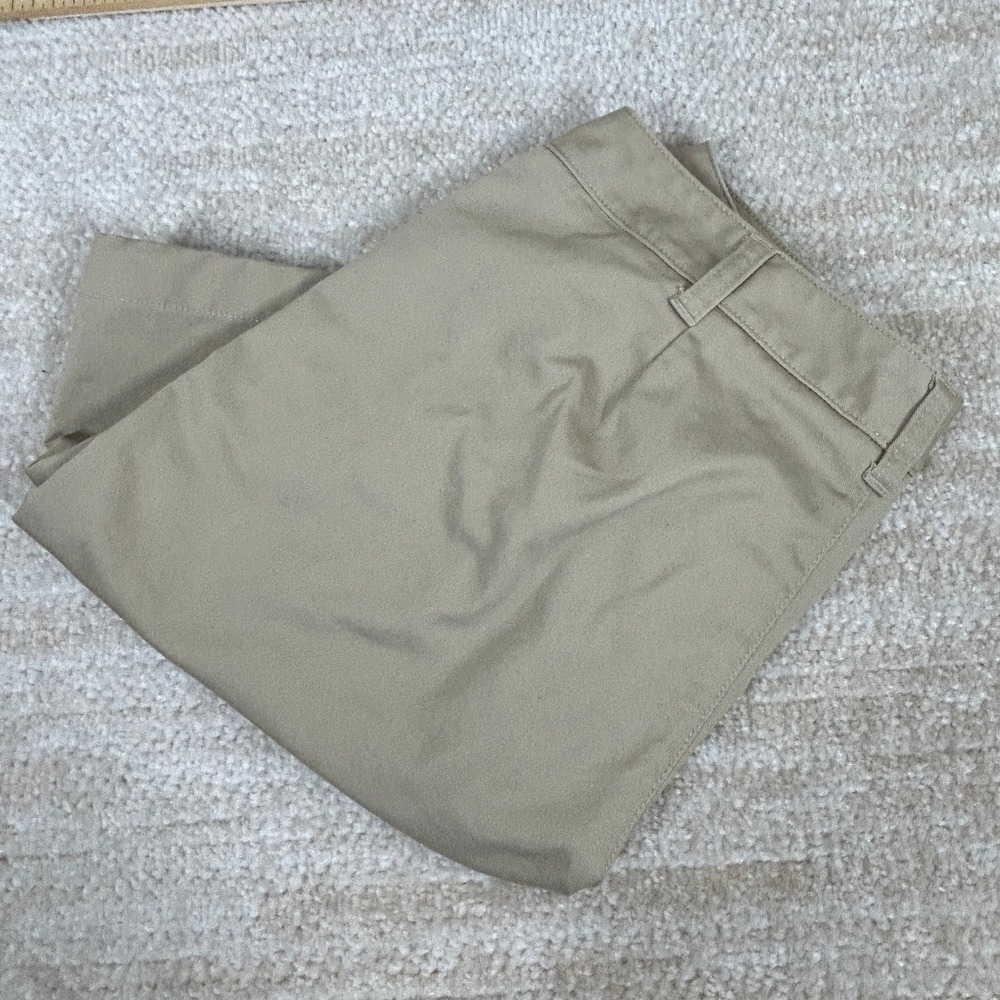 Lands End Womens Preppy Quiet Luxury Pleated Chino Shorts Khaki Size 4 Tan 8.5in